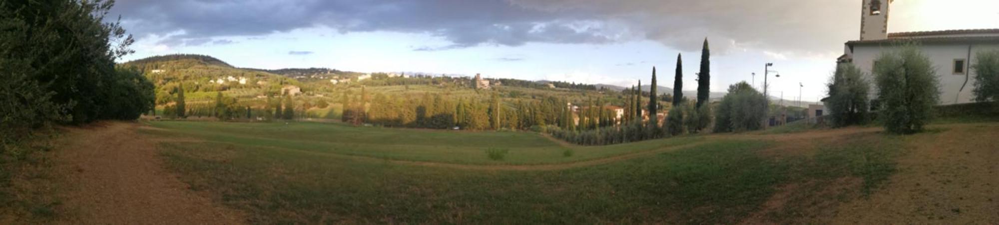 Open Space Nel Parco Con Parcheggio Gratuito Firenze Rom bilde